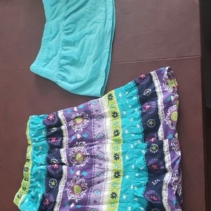 Girl's skirt/skort lot of 2